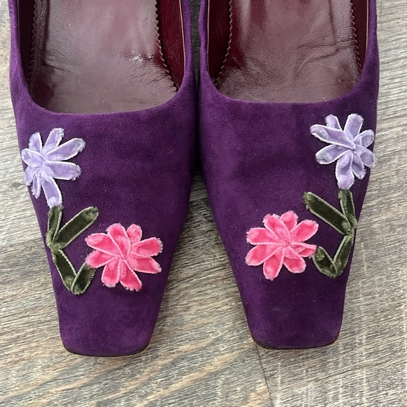 Bruno Magli Velvet Kitten Heels - Picture 3 of 8